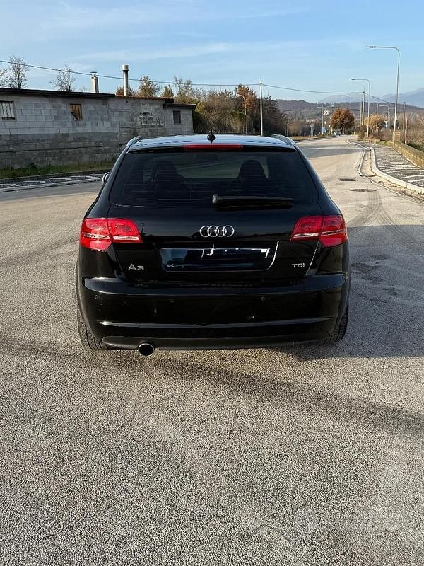 Usata Audi A3 140 CV (102 kW) 2011 Nero Utilitaria