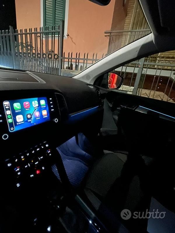 Usata Skoda Karoq Executive 116 CV (85 kW) 2018 Grigio SUV