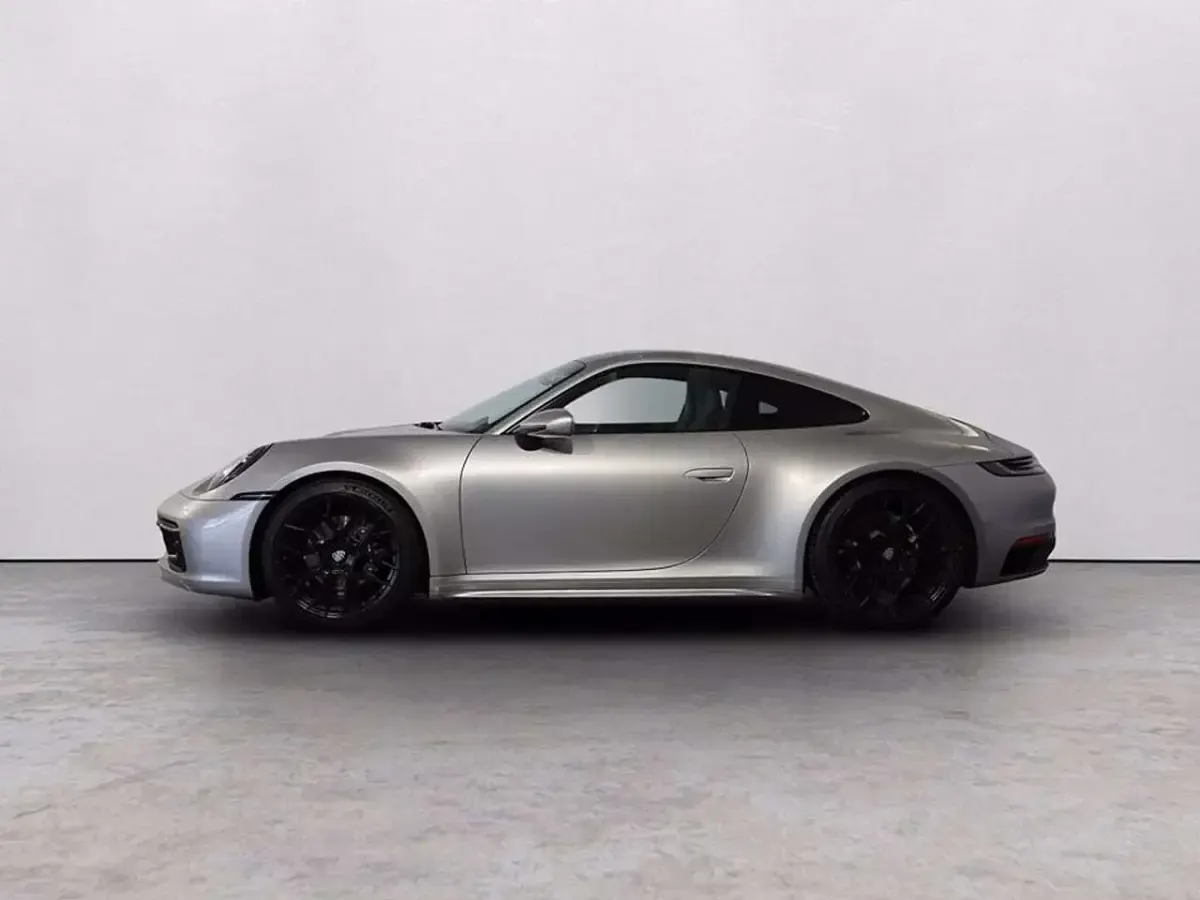 Usata Porsche 911 Carrera T 385 CV (283 kW) 2023 Argento gt metallizzato Coupé