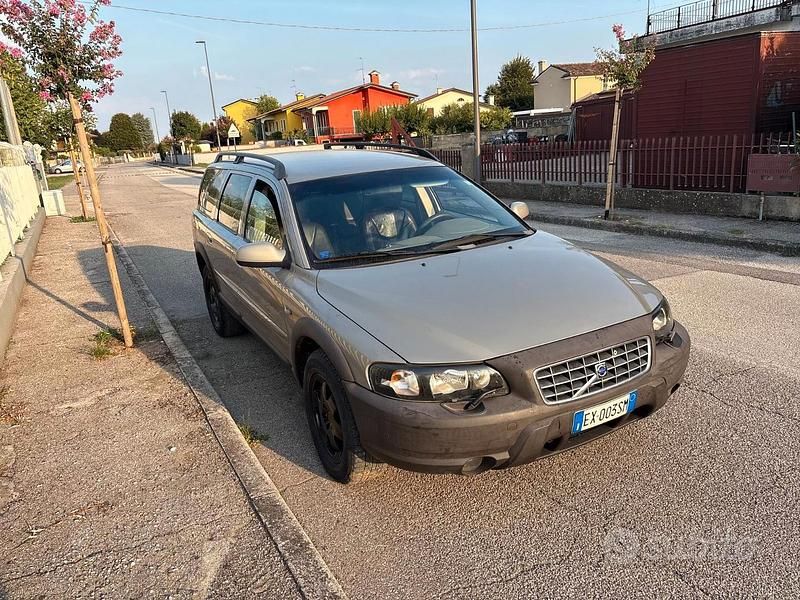 Usata Volvo XC70 163 CV (119 kW) 2003 SUV