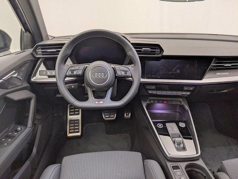 Usata Audi A3 S-Line 2021 Blu Berlina