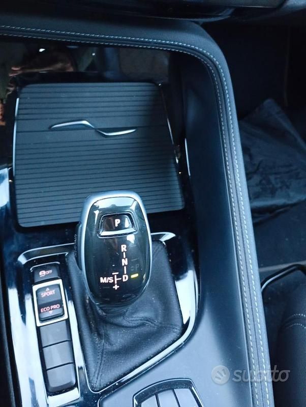 Käytetty BMW X1 Efficient Dynamics 150 HP (110 kW) 2019 Katumaasturi