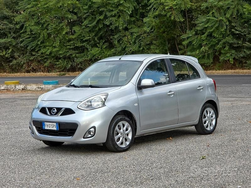 Usata Nissan Micra Acenta 80 CV (58 kW) 2017 Argento Utilitaria