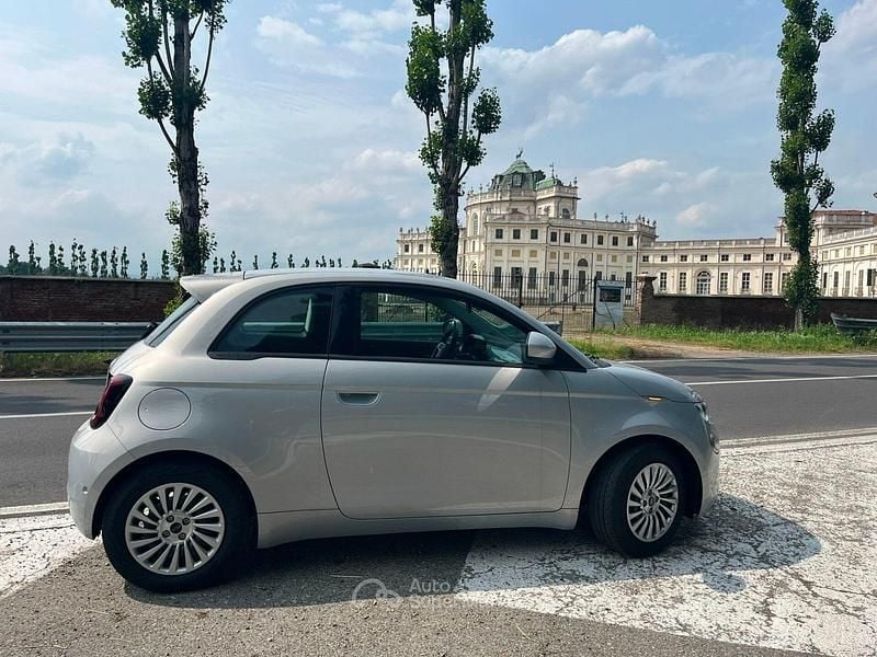 Nuova Fiat 500 Pop 65 CV (47 kW) 2026 Grigio Berlina