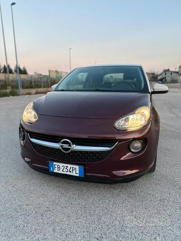 Usata 2016 Opel Adam Glam Due volumi | 6500 € (Ottimo prezzo) - Immagine 1/2
