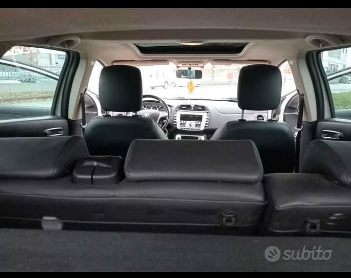 Usata Lancia Delta 120 CV (88 kW) 2009 Bianco Utilitaria