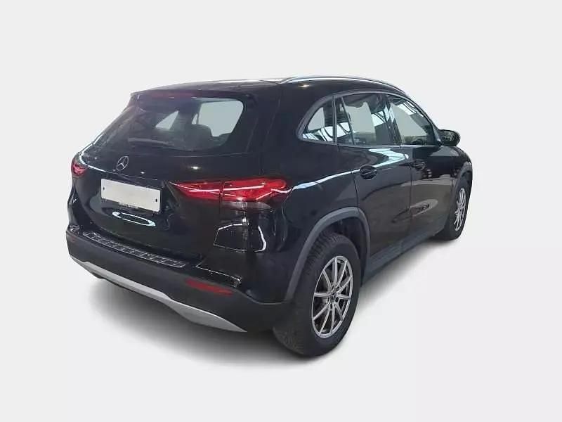 Usata Mercedes GLA180 Business 115 CV (84 kW) 2022 SUV