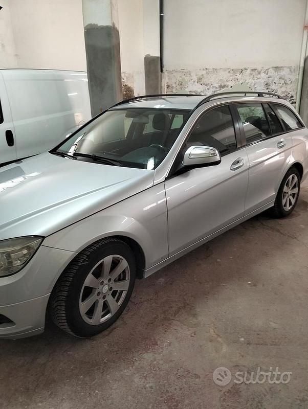 Usata Mercedes C220 170 CV (125 kW) 2009 Grigio Station wagon