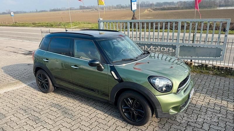 Usata Mini Countryman 142 CV (104 kW) 2015 Verde SUV