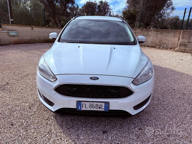 Usata Ford Focus Business Edition 95 CV (69 kW) 2017 Bianco Station wagon