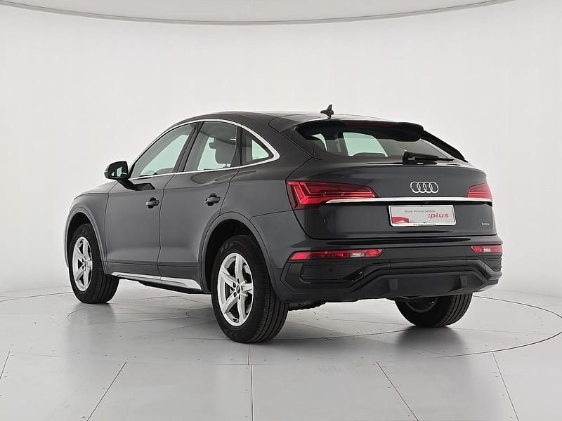 Usata Audi Q5 Sportback Advanced 204 CV (150 kW) 2022 Grigio manhattan metallizzato SUV