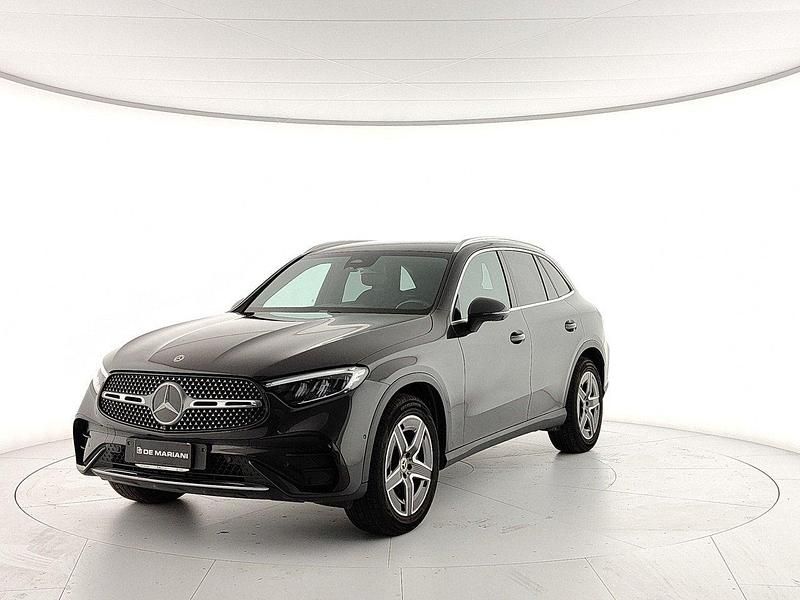 Usata Mercedes GLC220 Advanced Plus 197 CV (144 kW) 2023 Grigio grafite SUV