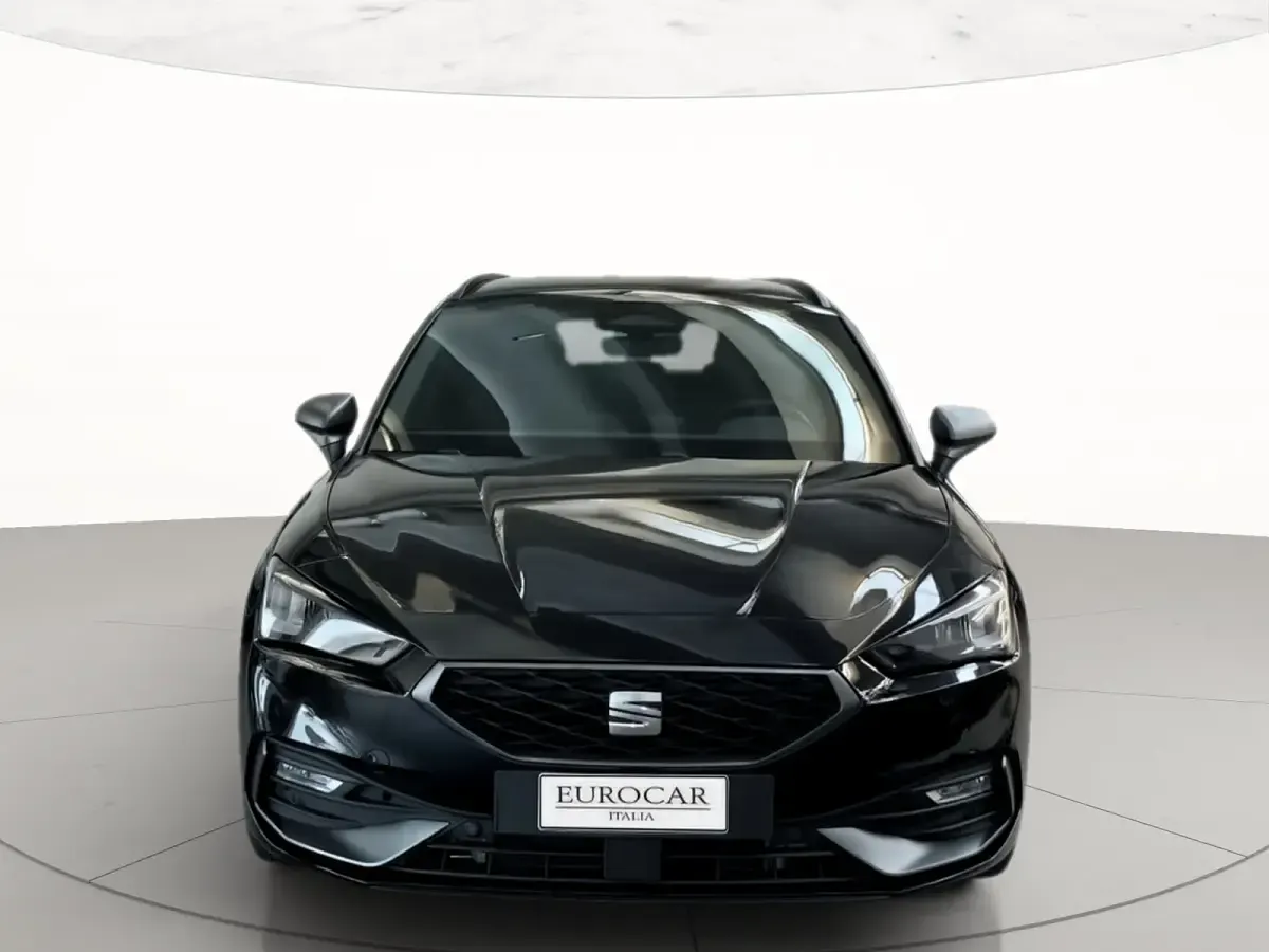 Usata Seat Leon FR 150 CV (110 kW) 2025 Nero midnight Station wagon
