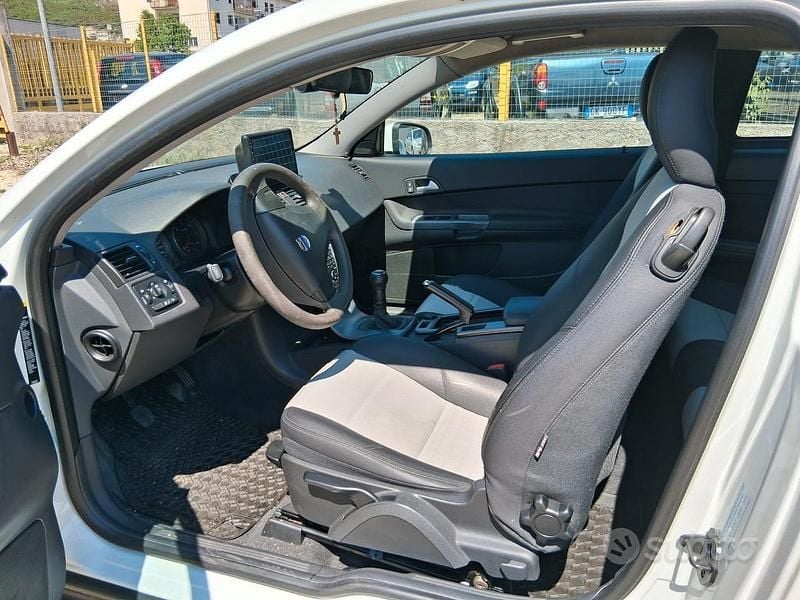 Usata Volvo C30 109 CV (80 kW) 2009 Utilitaria