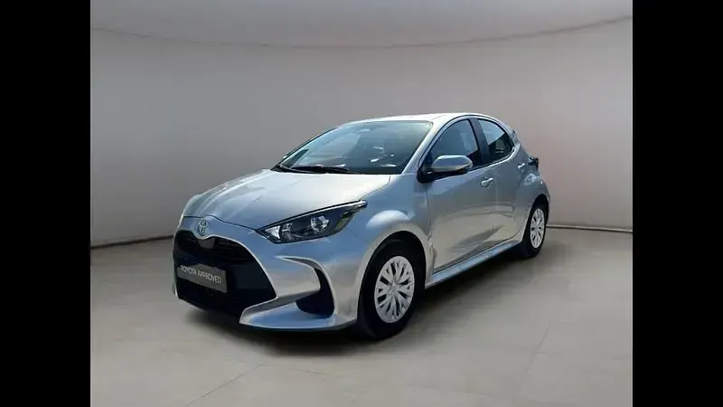 Usata Toyota Yaris Active 116 CV (85 kW) 2024 Utilitaria