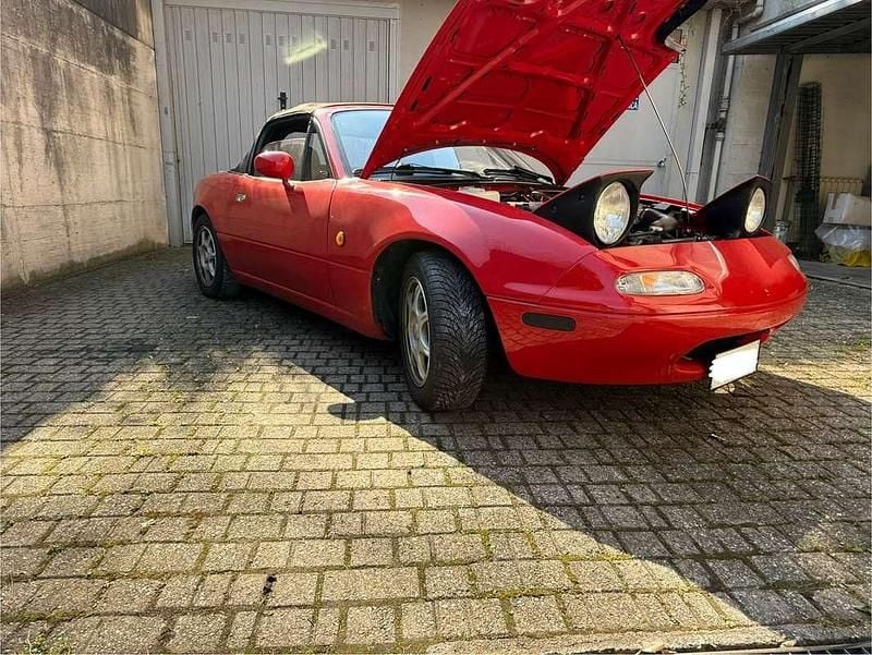Usata Mazda MX5 116 CV (85 kW) 1993 Rosso Cabrio
