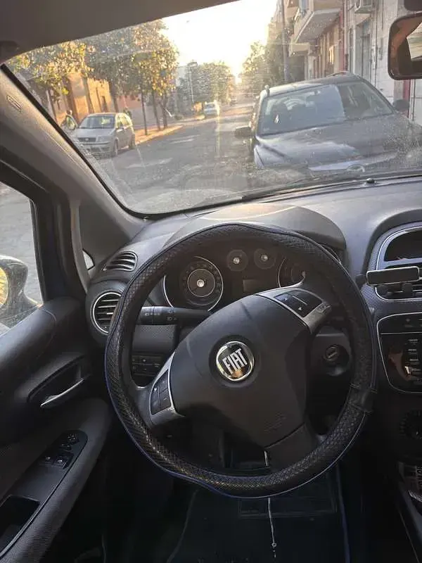 Occasion Fiat Punto Evo Dynamic 95 ch (69 kW) 2010 Citadine
