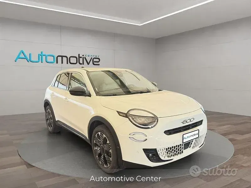 Usata Fiat 600 La Prima 101 CV (74 kW) 2025 Bianco SUV