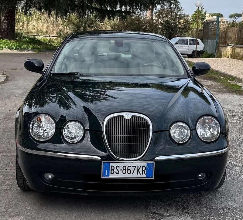 Usata Jaguar S-Type Executive 207 CV (152 kW) 2005 Verde inglese Berlina