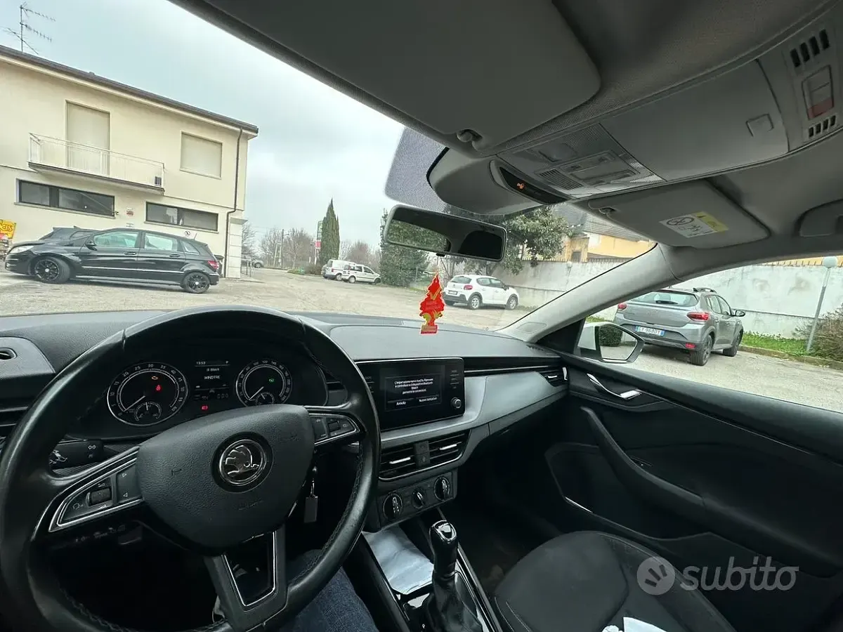 Usata Skoda Scala 116 CV (85 kW) 2020 Bianco Utilitaria