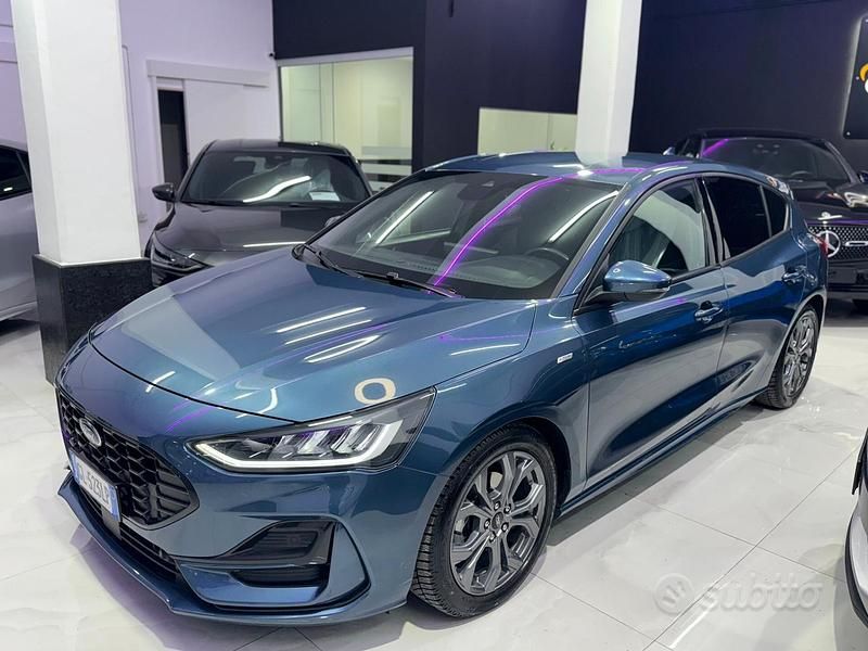 Usata Ford Focus ST 120 CV (88 kW) 2022 Blu Berlina