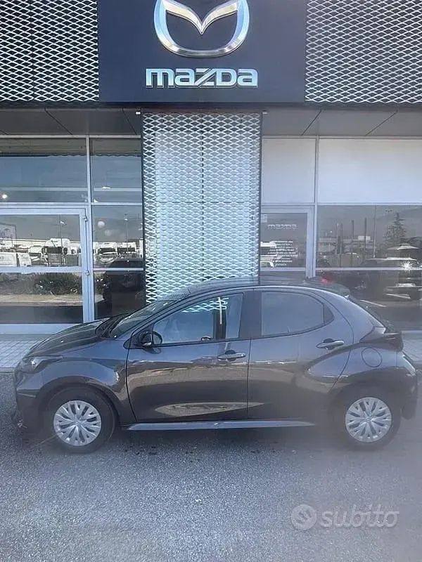 Nouvelle Mazda 2 2026 Gris Citadine