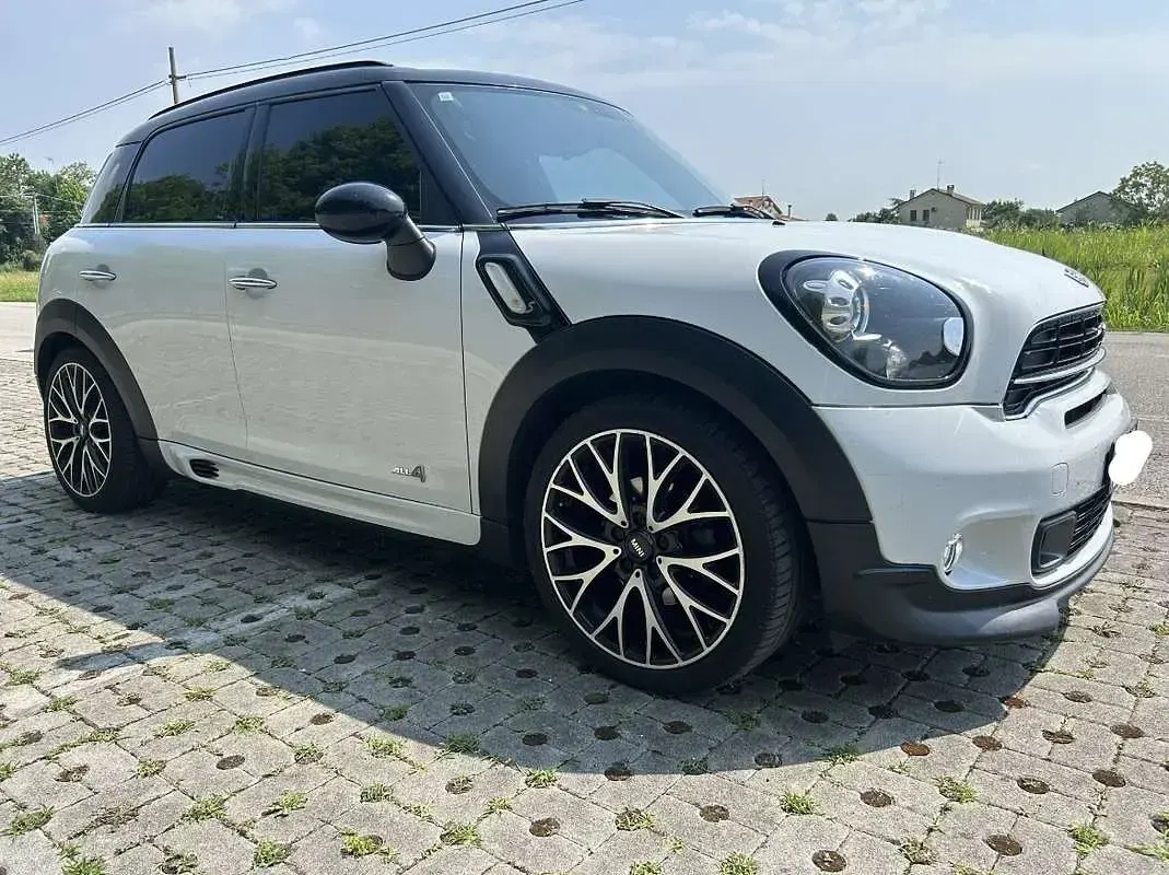 Usata Mini John Cooper Works Countryman 143 CV (105 kW) 2015 SUV