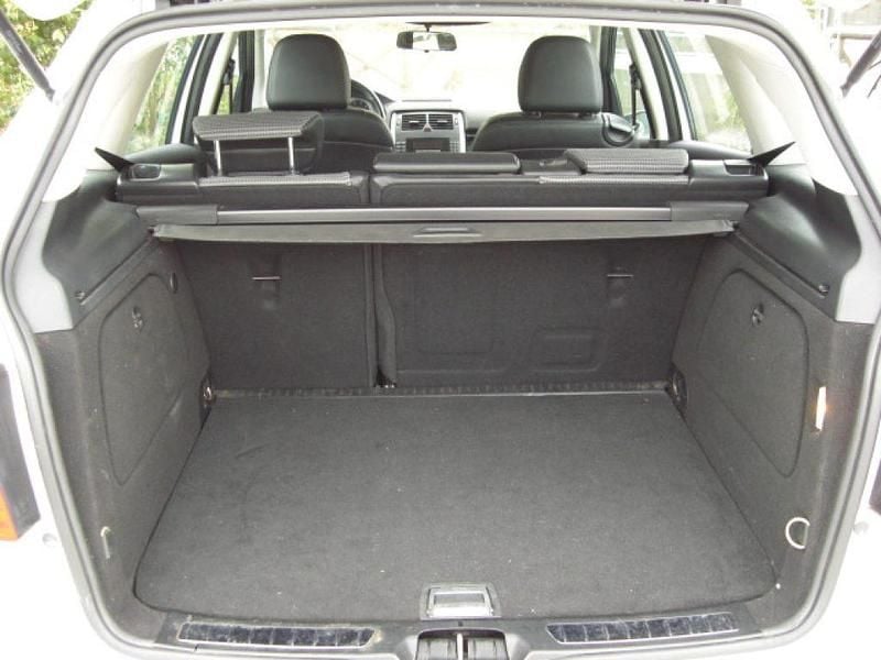 Usata Mercedes B200 136 CV (100 kW) 2006 Argento / metallizzato Monovolume