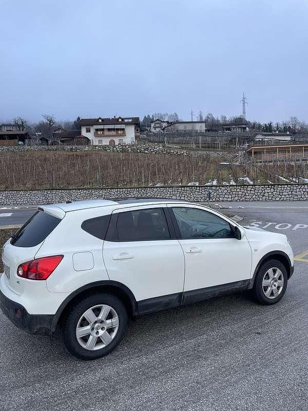 Usata Nissan Qashqai Acenta 150 CV (110 kW) 2008 Bianco SUV