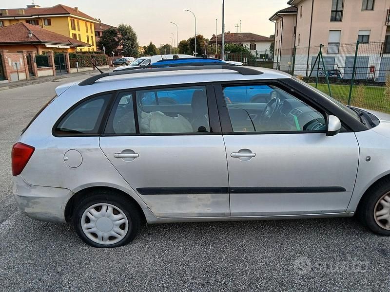 Usata Skoda Fabia 85 CV (62 kW) 2008 Grigio Utilitaria