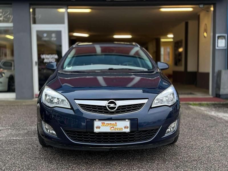 Occasion Opel Astra Cosmo 110 ch (80 kW) 2011 Bleue Break