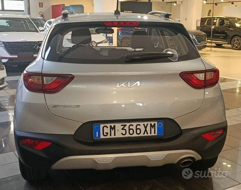 Usata Kia Stonic Urban 84 CV (61 kW) 2023 Grigio SUV