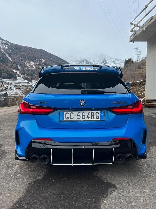 Usata BMW M135 M Performance 306 CV (225 kW) 2020 Blu Utilitaria