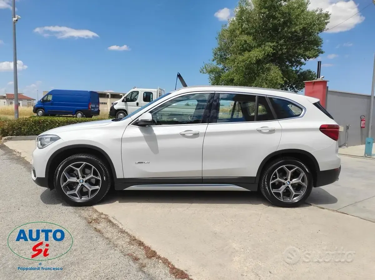 Usata BMW X1 Efficient Dynamics 150 CV (110 kW) 2018 Bianco SUV