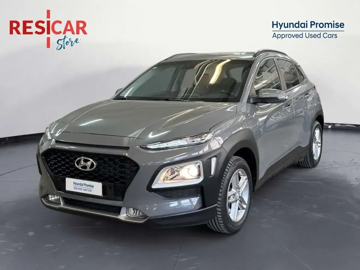 Usata Hyundai Kona Comfort 120 CV (88 kW) 2021 Grigio metallizzato SUV