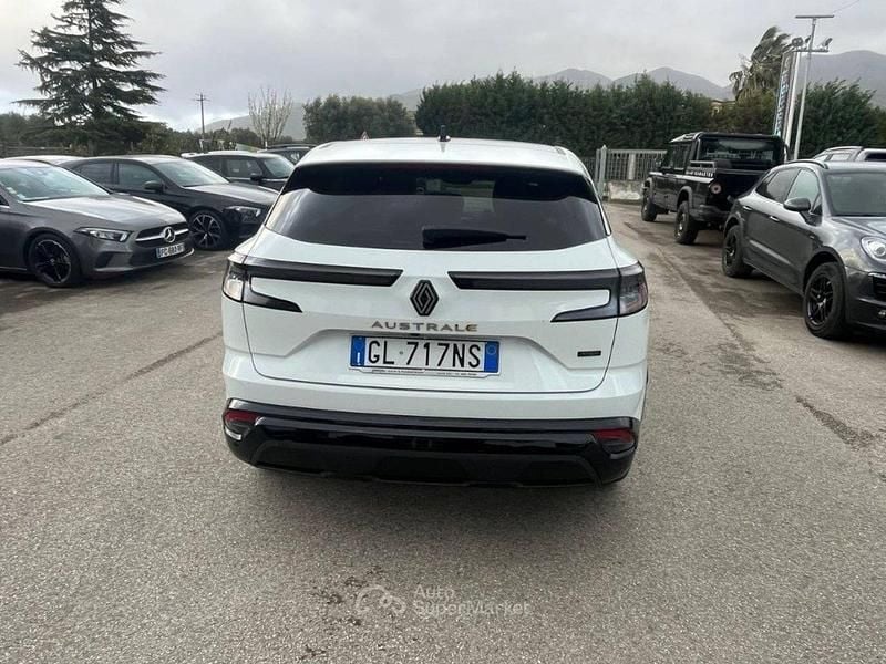 Usata Renault Austral Techno 200 CV (147 kW) 2022 Bianco SUV