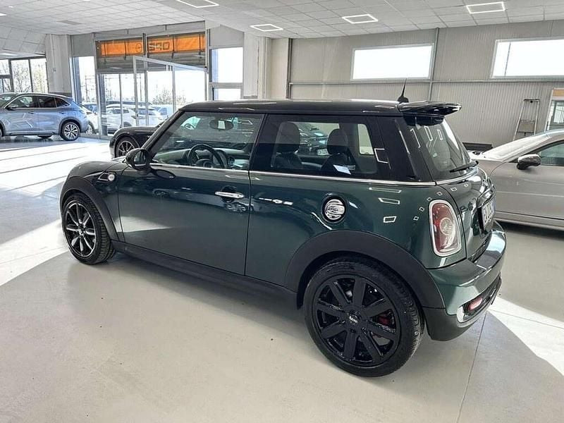 Usata Mini Cooper S 174 CV (127 kW) 2010 Verde Utilitaria