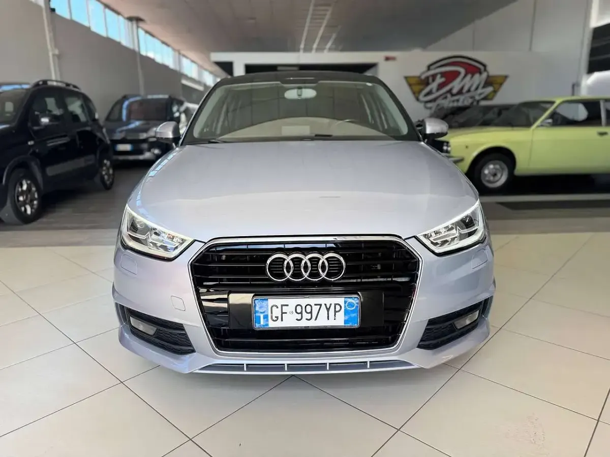 Usata Audi A1 Sportback S-Line 90 CV (66 kW) 2016 Argento Utilitaria
