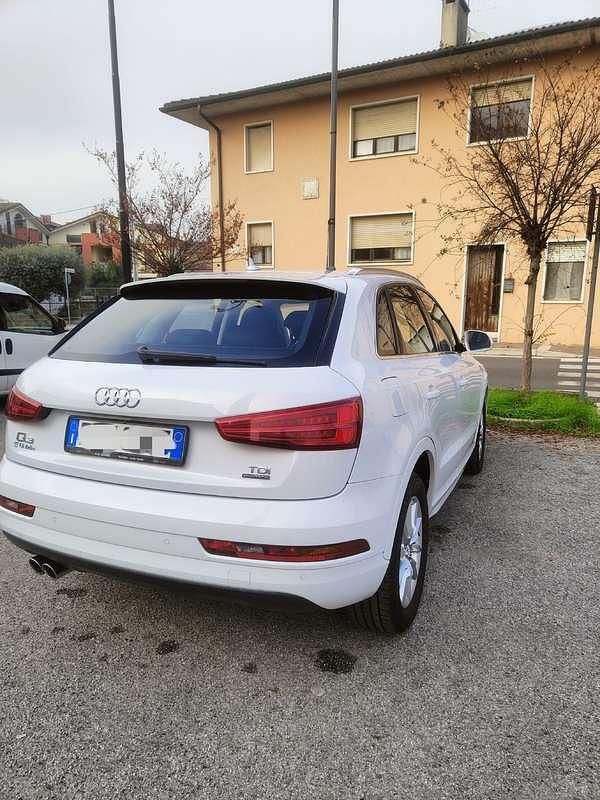 Usata Audi Q3 Ambiente 150 CV (110 kW) 2017 Bianco SUV