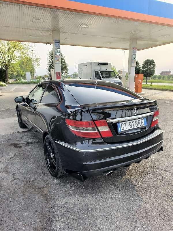 Usata Mercedes CLC220 150 CV (110 kW) 2010 Utilitaria