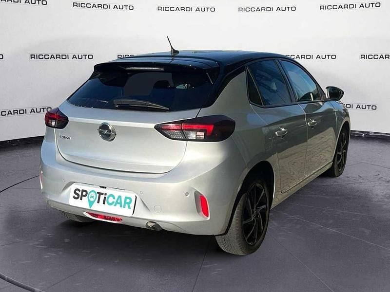 Usata Opel Corsa Edition 101 CV (74 kW) 2023 Argento Utilitaria
