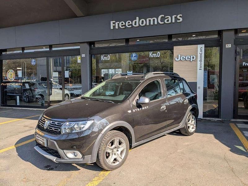 Brugt Dacia Sandero Stepway 90 HK (66 kW) 2017 Sort Sedan