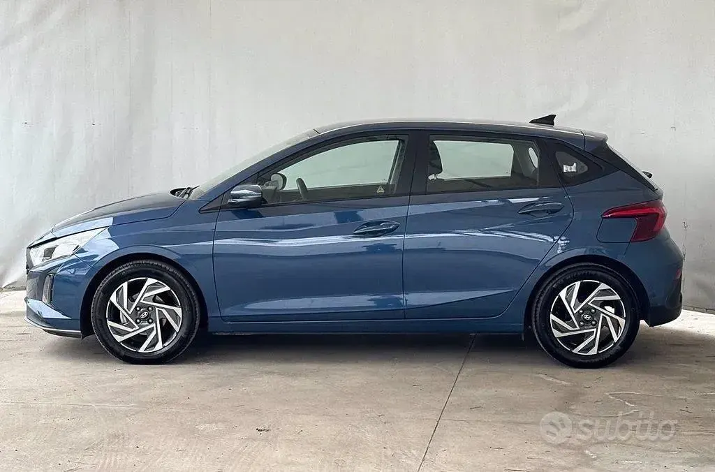 Usata Hyundai i20 79 CV (58 kW) 2025 Blu Utilitaria