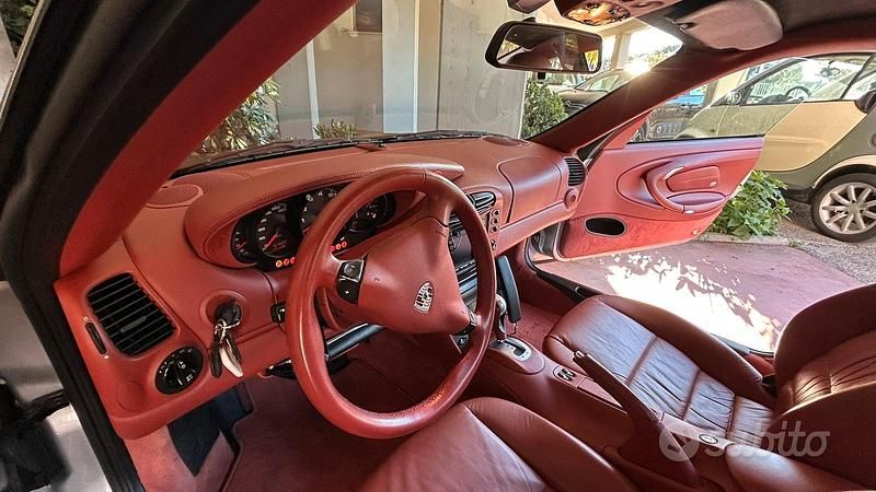 Usata Porsche 911 Carrera 4 2001 Grigio Coupé