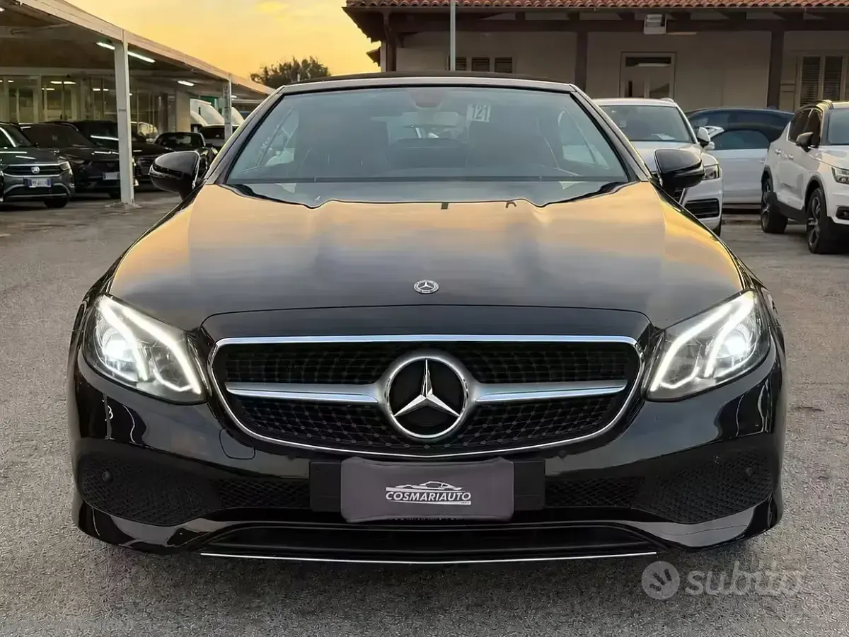 Usata Mercedes E220 194 CV (142 kW) 2019 Nero Cabrio