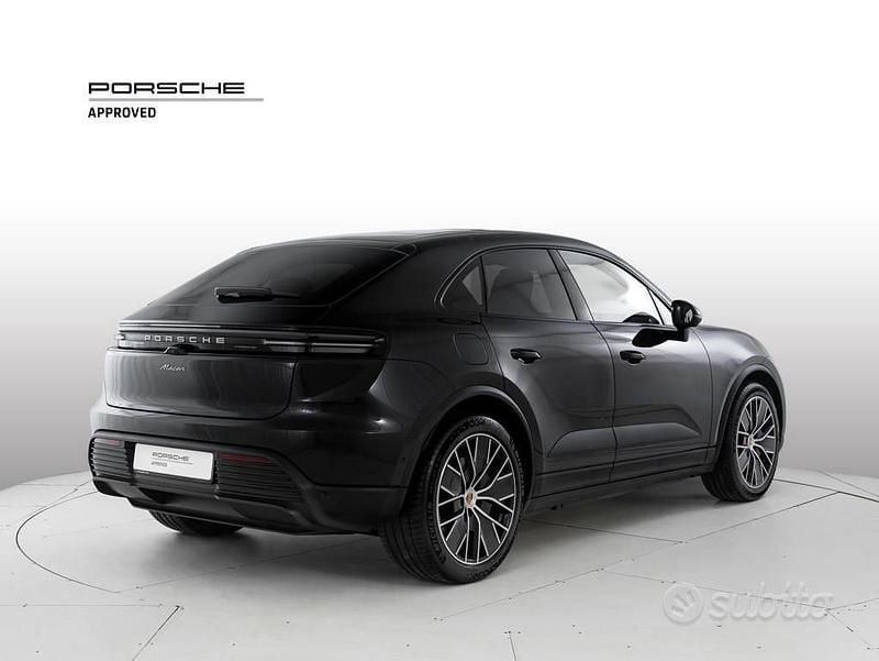 Usata Porsche Macan 330 kW (449 CV) 2024 Nero SUV