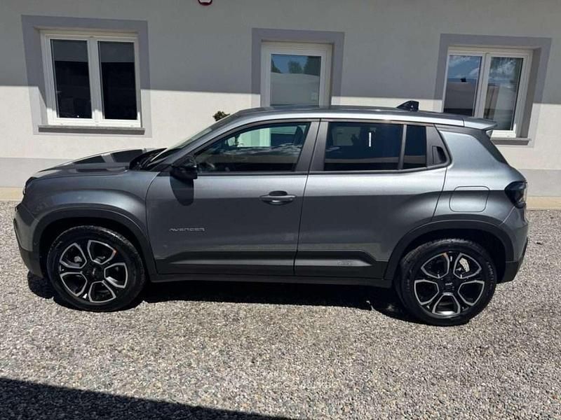 Nuova Jeep Avenger Summit 101 CV (74 kW) 2026 Gray SUV