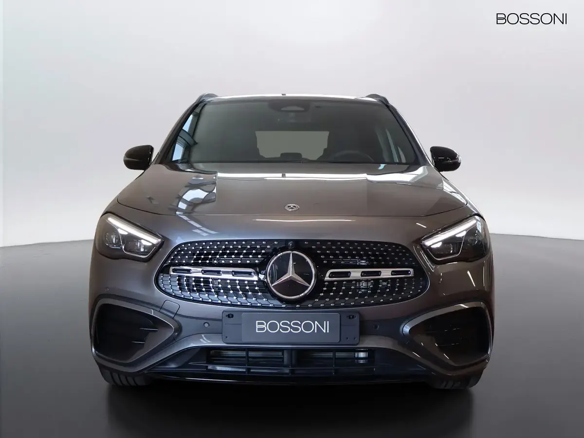 Nuova Mercedes GLA200 AMG line 150 CV (110 kW) 2026 Grigio SUV