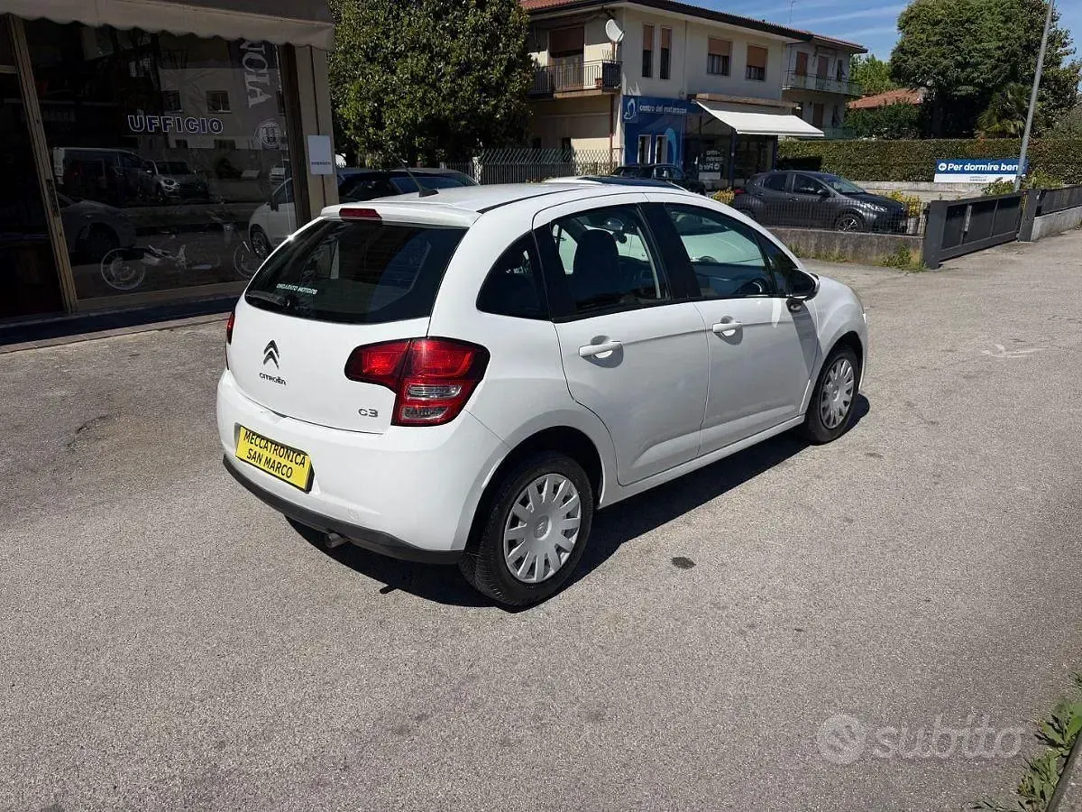 Usata Citroën C3 Exclusive 60 CV (44 kW) 2012 Bianco Utilitaria