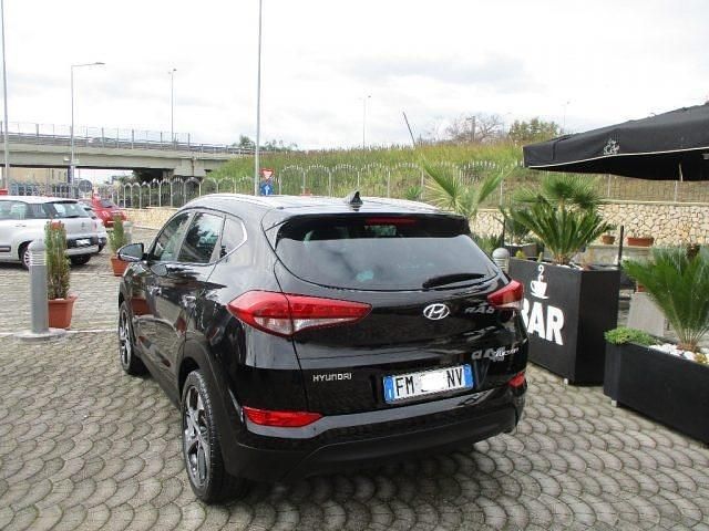 Usata Hyundai Tucson Edition 141 CV (103 kW) 2018 Nero metallizzato SUV